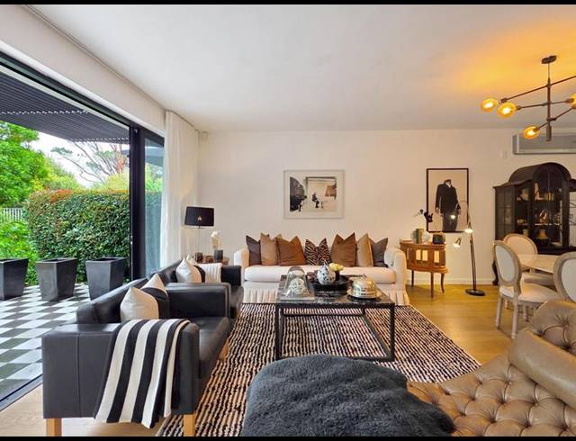 2 BEDROOM APARTMENT FOR SALE IN CAMPS BAY